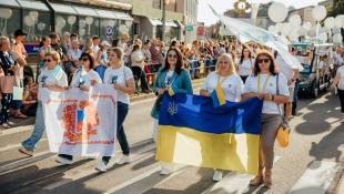 Finansē Eiropas Savienība / Finansējumu nodrošina Eiropas Savienība Patvēruma, migrācijas un integrācijas fonds. Par “Nevalstisko organizāciju pasākumi Ukrainas civiliedzīvotāju atbalstam” projekta “Palīdzības platformaUkrainas civiliedzīvotājiem Vidzemē” saturu atbild nodibinājums “Valmieras novada fonds”.